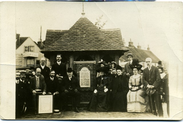 Opening of Thatcham Drinking Fountain